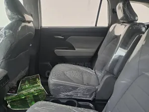 Toyota Highlander Limited 2021 Gray