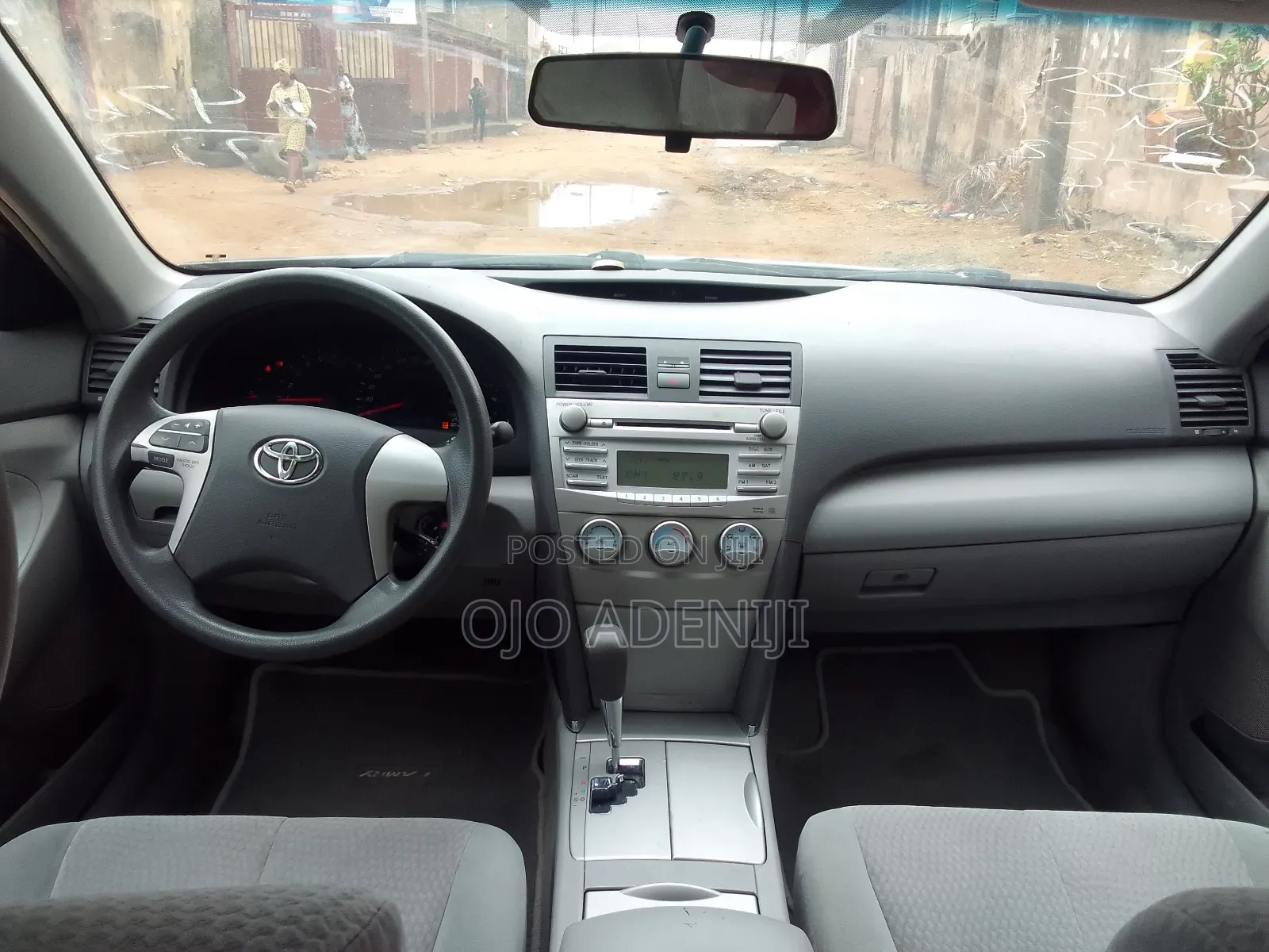 Toyota Camry 2010 Gray