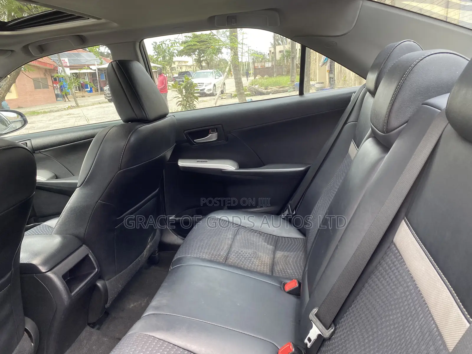 Toyota Camry 2014 Silver