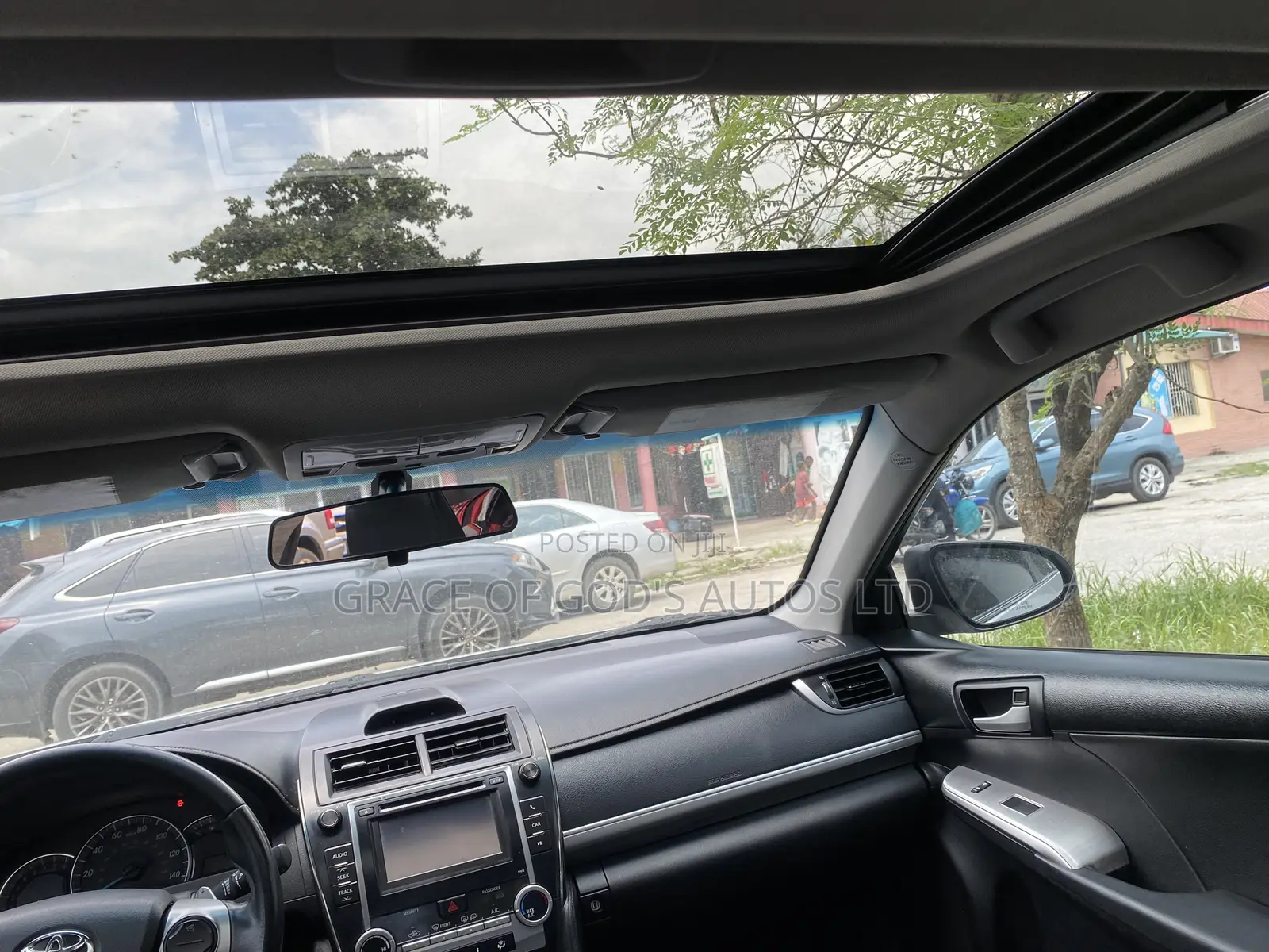 Toyota Camry 2014 Silver