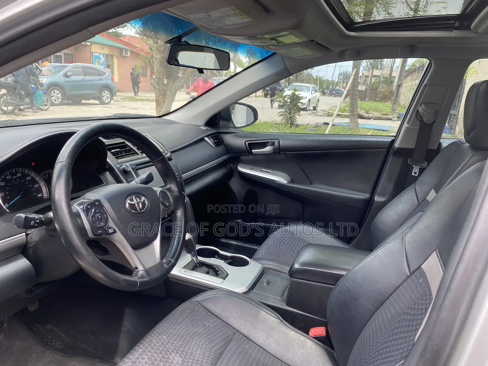 Toyota Camry 2014 Silver