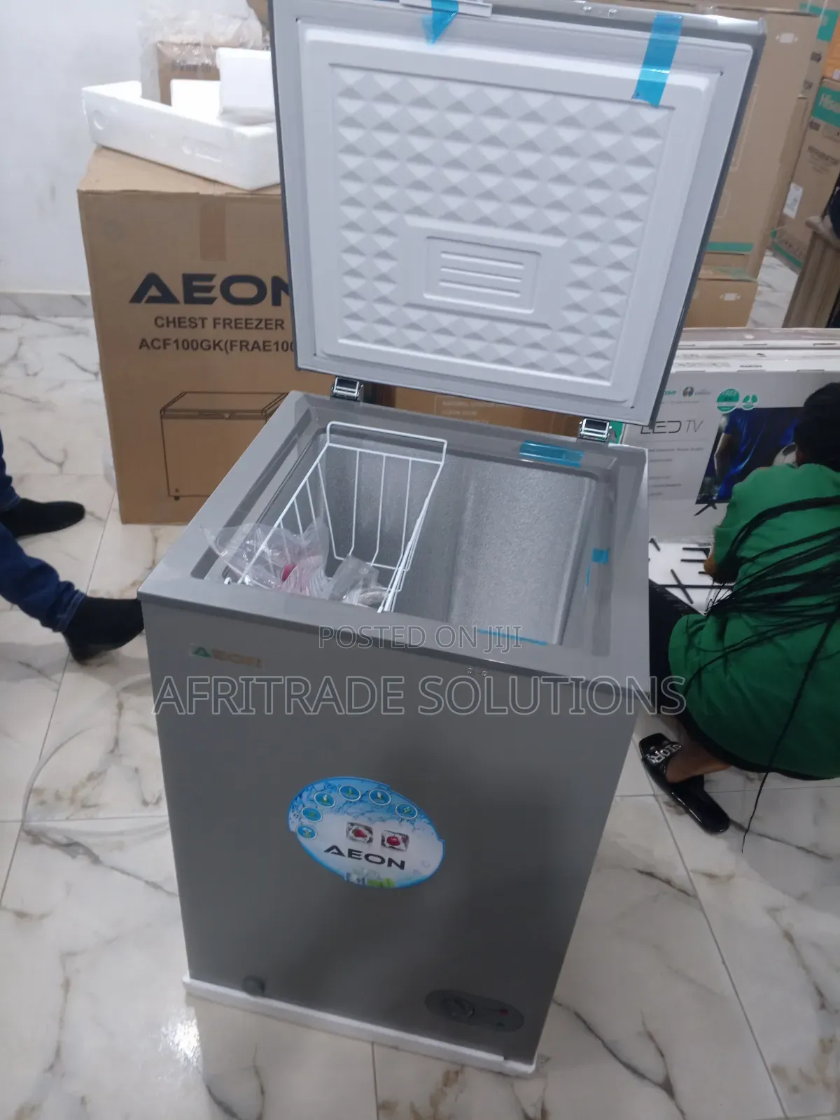 Aeon 100 Litre User-Friendly Chest Freezer