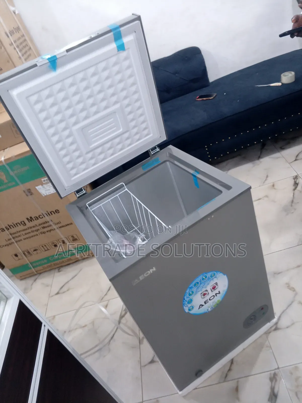 Aeon 100 Litre Solid Chest Freezer