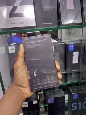 New Samsung Galaxy S24 256 GB Black