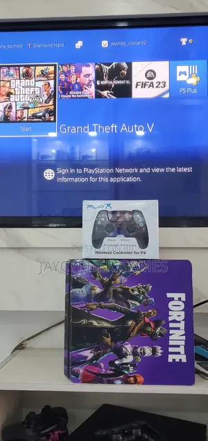 Slim Sony Playstation 4