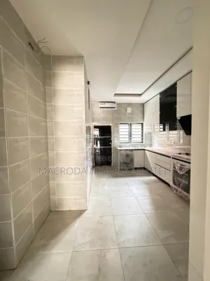 4bdrm Duplex in Victoria Island for rent
