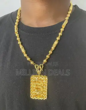 Luxury Pattern Men’S Stylish Neckpiece N Pendant Gold