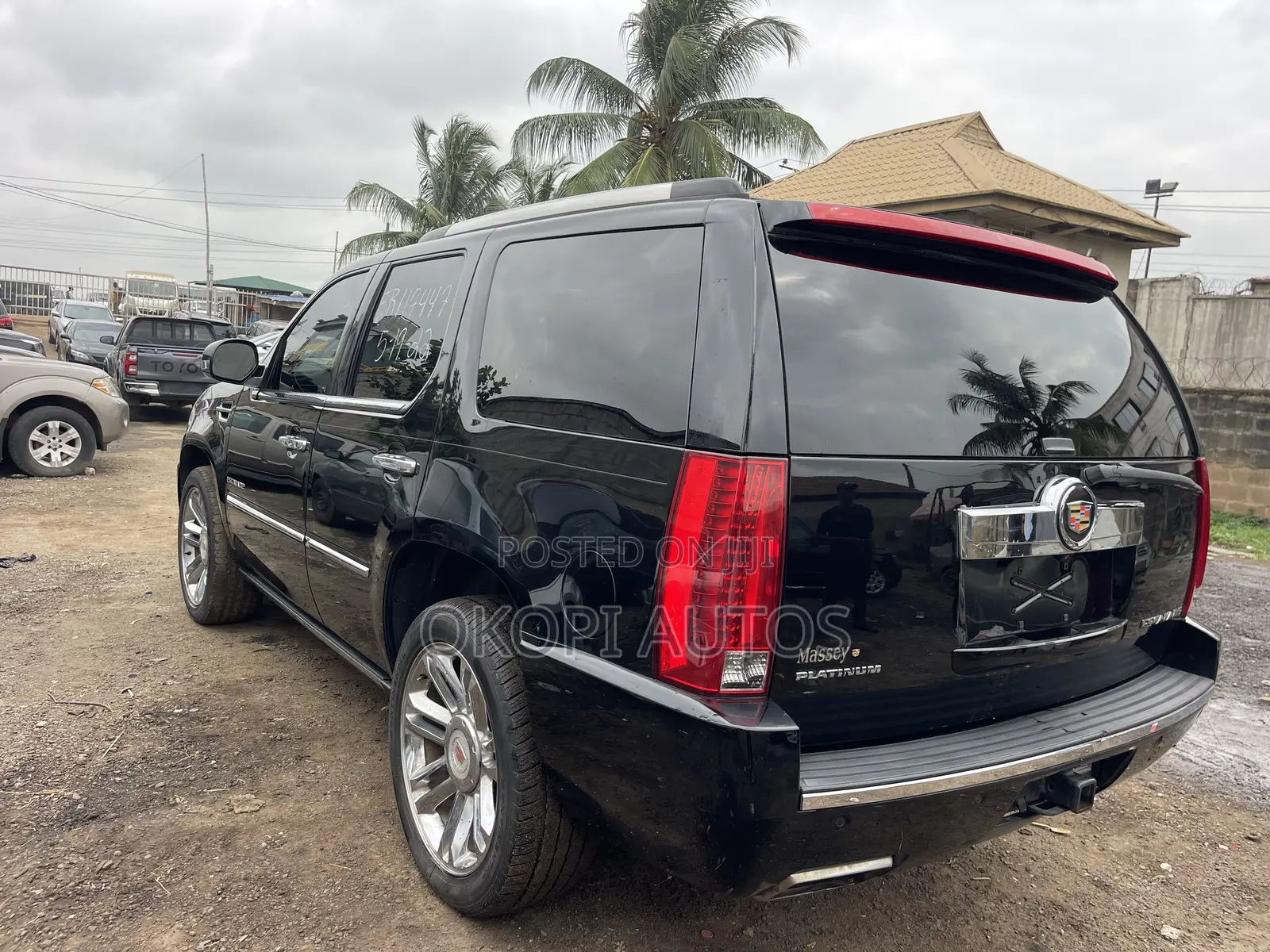 Cadillac Escalade 2014 Black