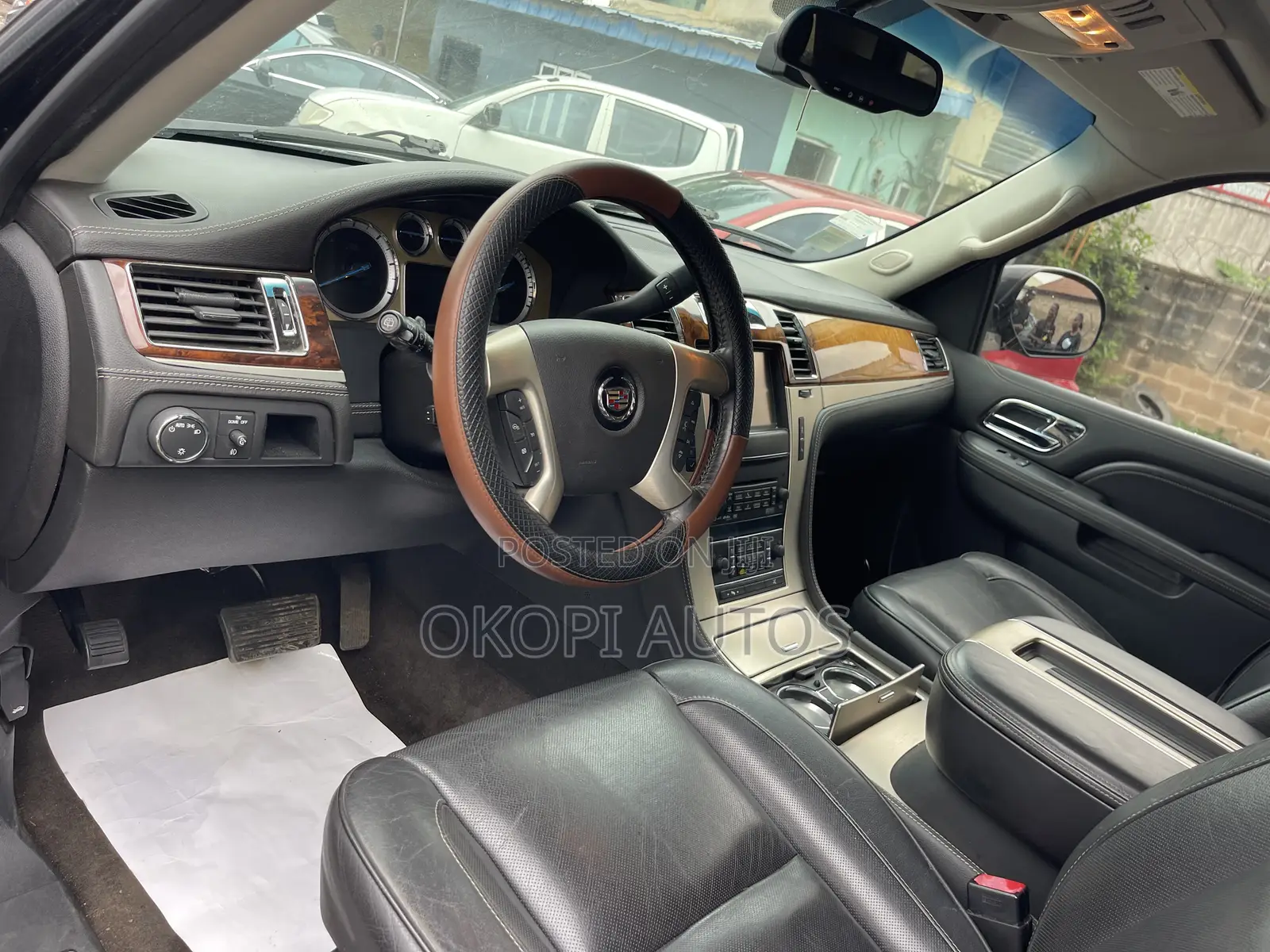 Cadillac Escalade 2014 Black