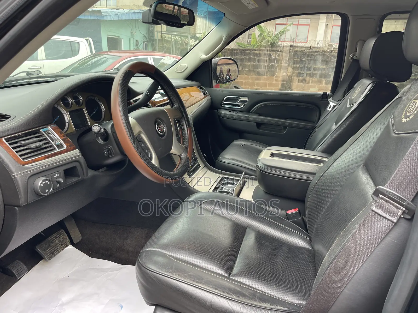 Cadillac Escalade 2014 Black