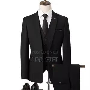Photo - 3-Piece Fitted Suit