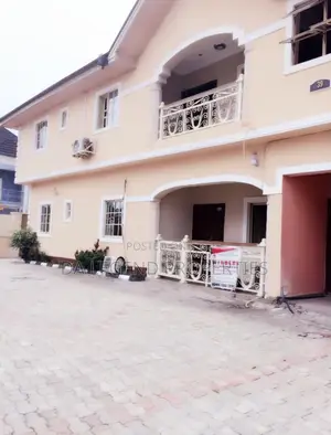 Photo - 10bdrm Block of Flats in Port-Harcourt for sale