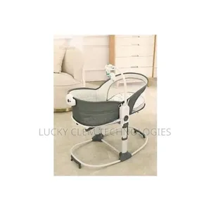 Mastela Multifunctional 6 In 1 Rocker Bassinet Set