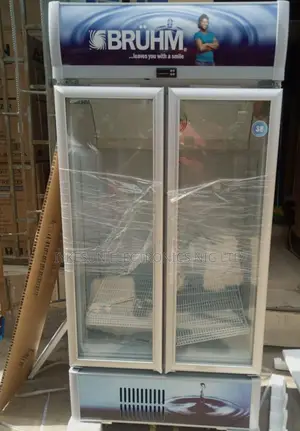 Original BRUHM Showcase 2 Doors 650litters Etc.