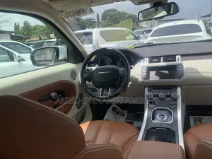Land Rover Range Rover Evoque Pure Plus 2012 White