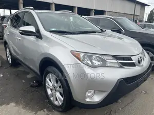 Toyota RAV4 2014 Silver