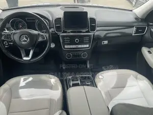 Mercedes-Benz GLE-Class 2017 Blue