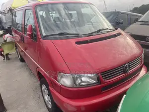 Volkswagen Transporter 2004 Red
