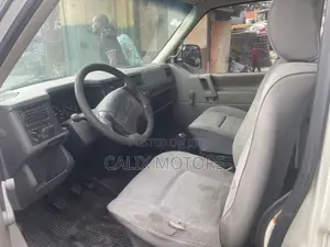 Volkswagen Transporter 2005 White