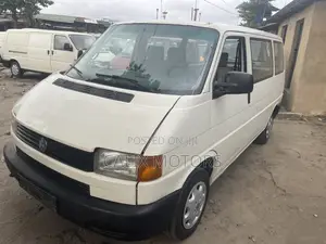 Volkswagen Transporter 2005 White