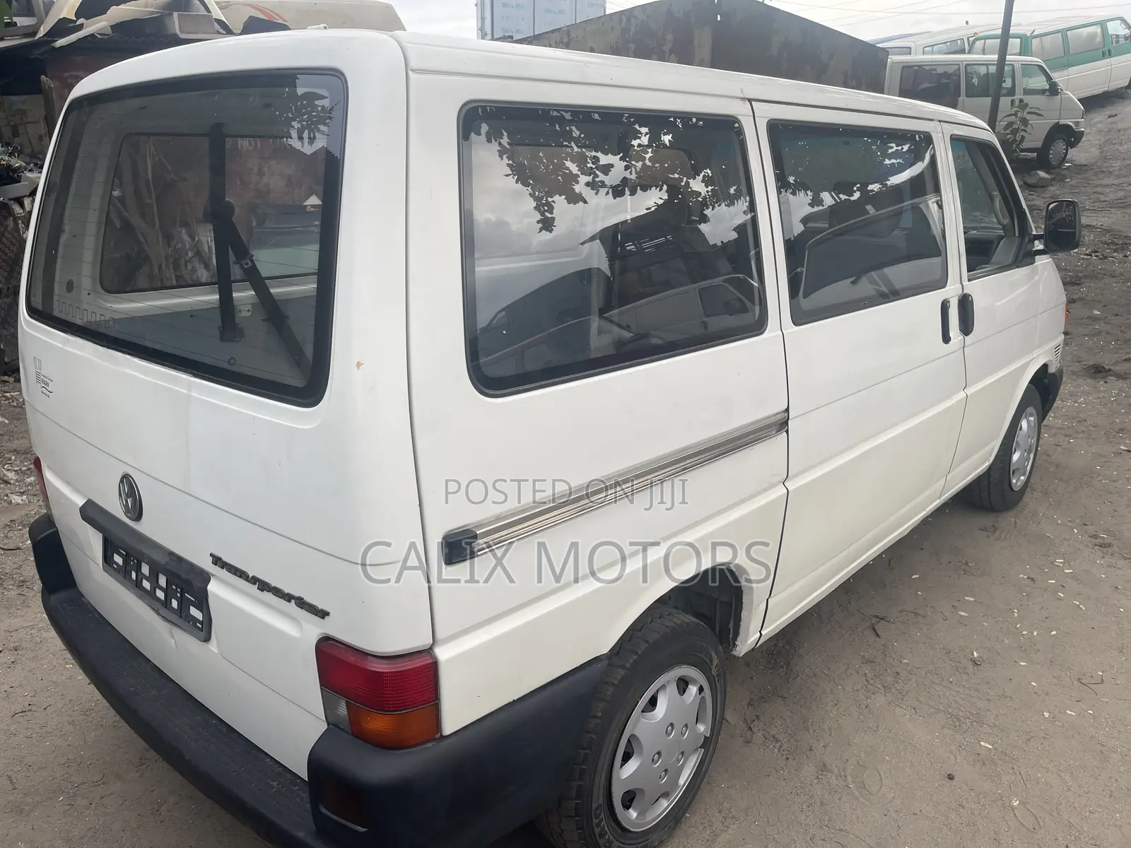 Volkswagen Transporter 2005 White