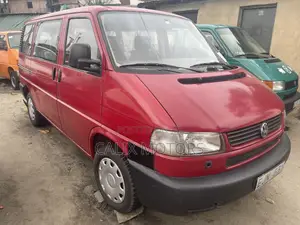 Volkswagen Transporter 2005 Red