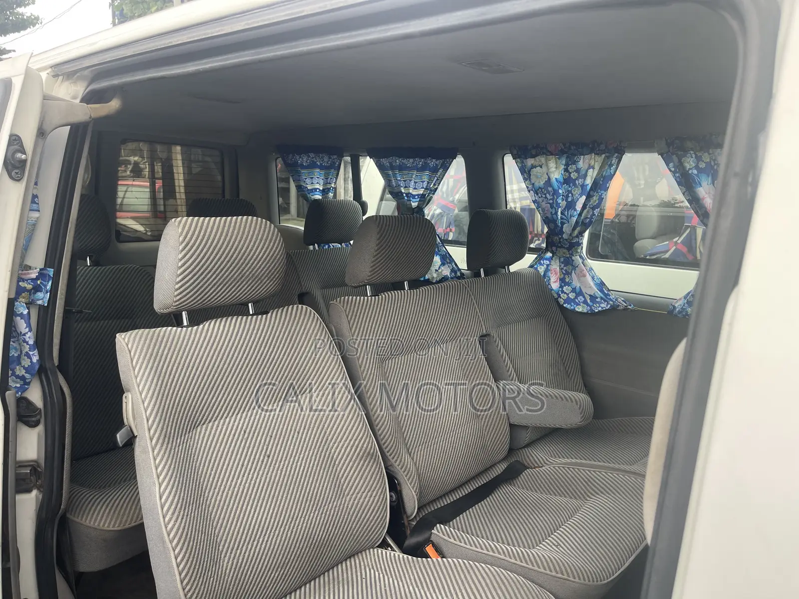 Volkswagen Transporter 2005 White