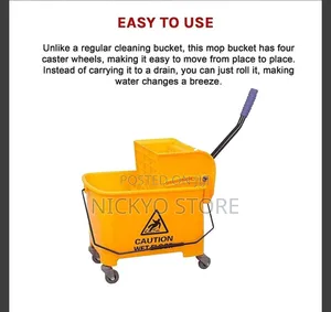 20L Two Chambers Cleaning Mop Bucket With 4 Wheels Wringer