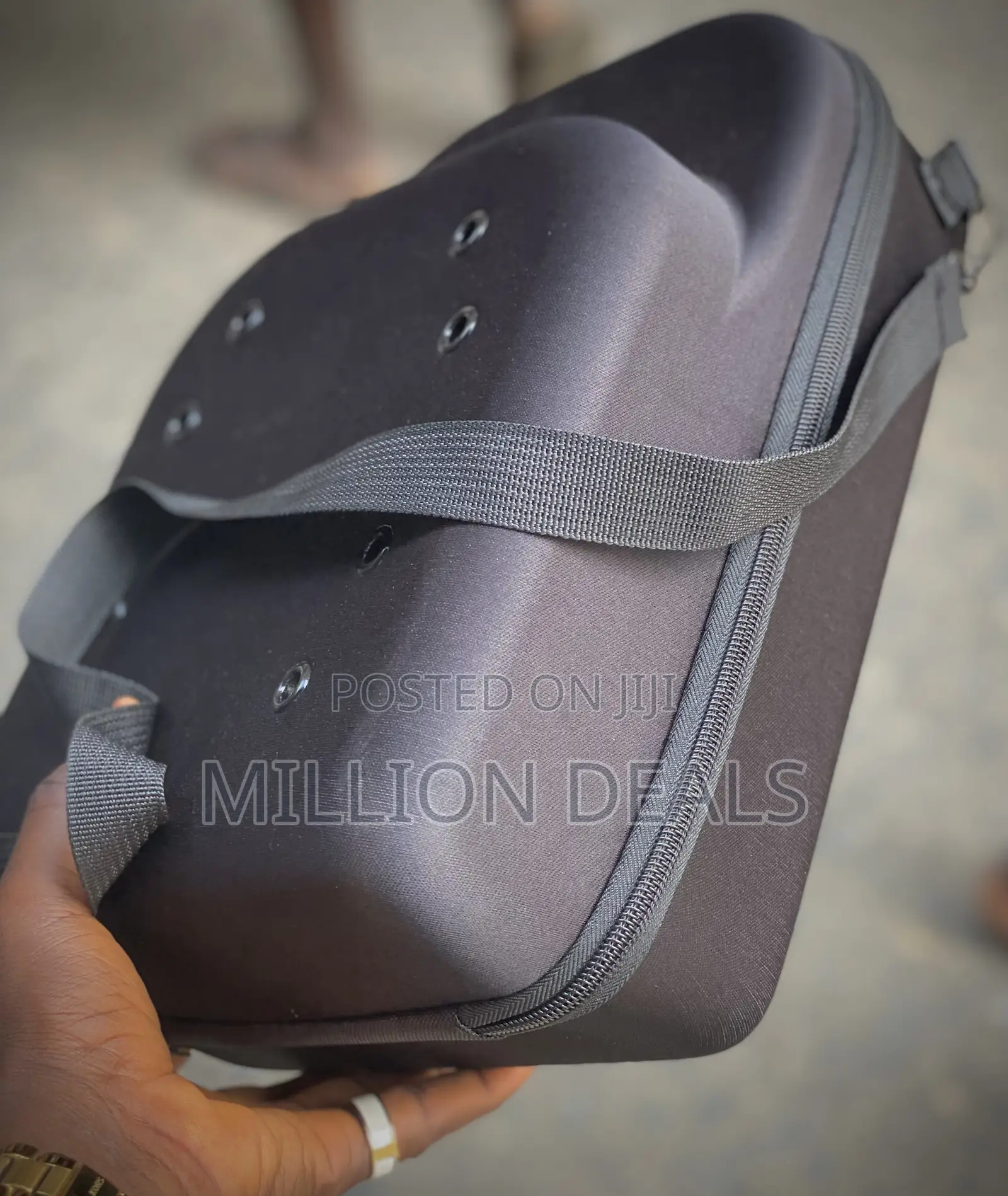 Luxury Unique Portable Cap Box Storage Bag
