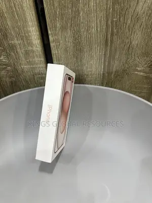 New Apple iPhone 15 128 GB Gold
