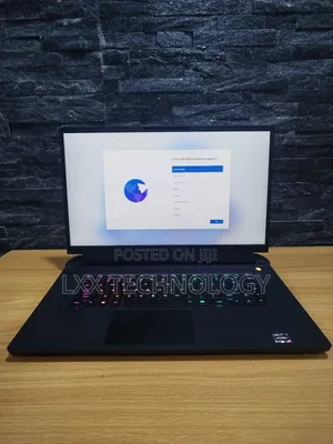 Laptop Dell Alienware M17 R5 32GB AMD Ryzen 9 SSD 1T