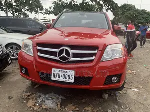 Mercedes-Benz GLK-Class 2010 Red