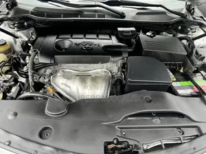 Toyota Camry 2010 Silver