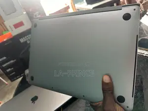 Laptop Apple MacBook 2018 16GB Intel Core I5 SSD 256GB