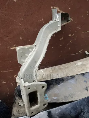 Ml/Gle Front Chassis Leg Each Side
