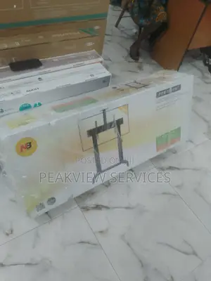 Motorized Height-Adjustable Aluminum Tv Stand