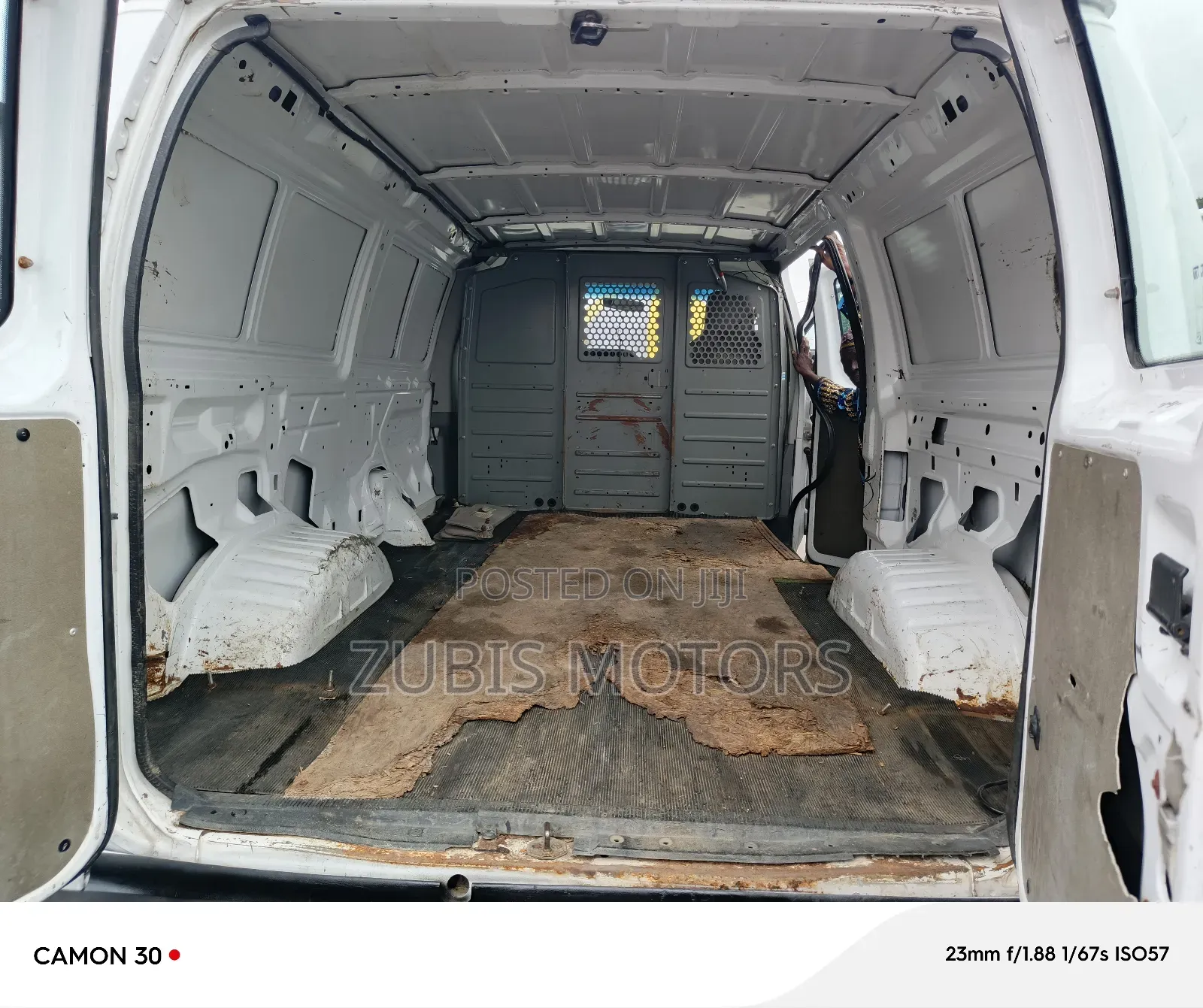 Ford E250 2013 White