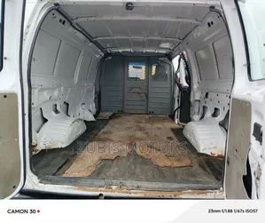 Ford E250 2013 White