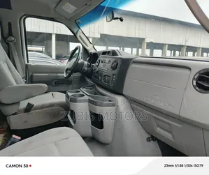 Ford E250 2013 White