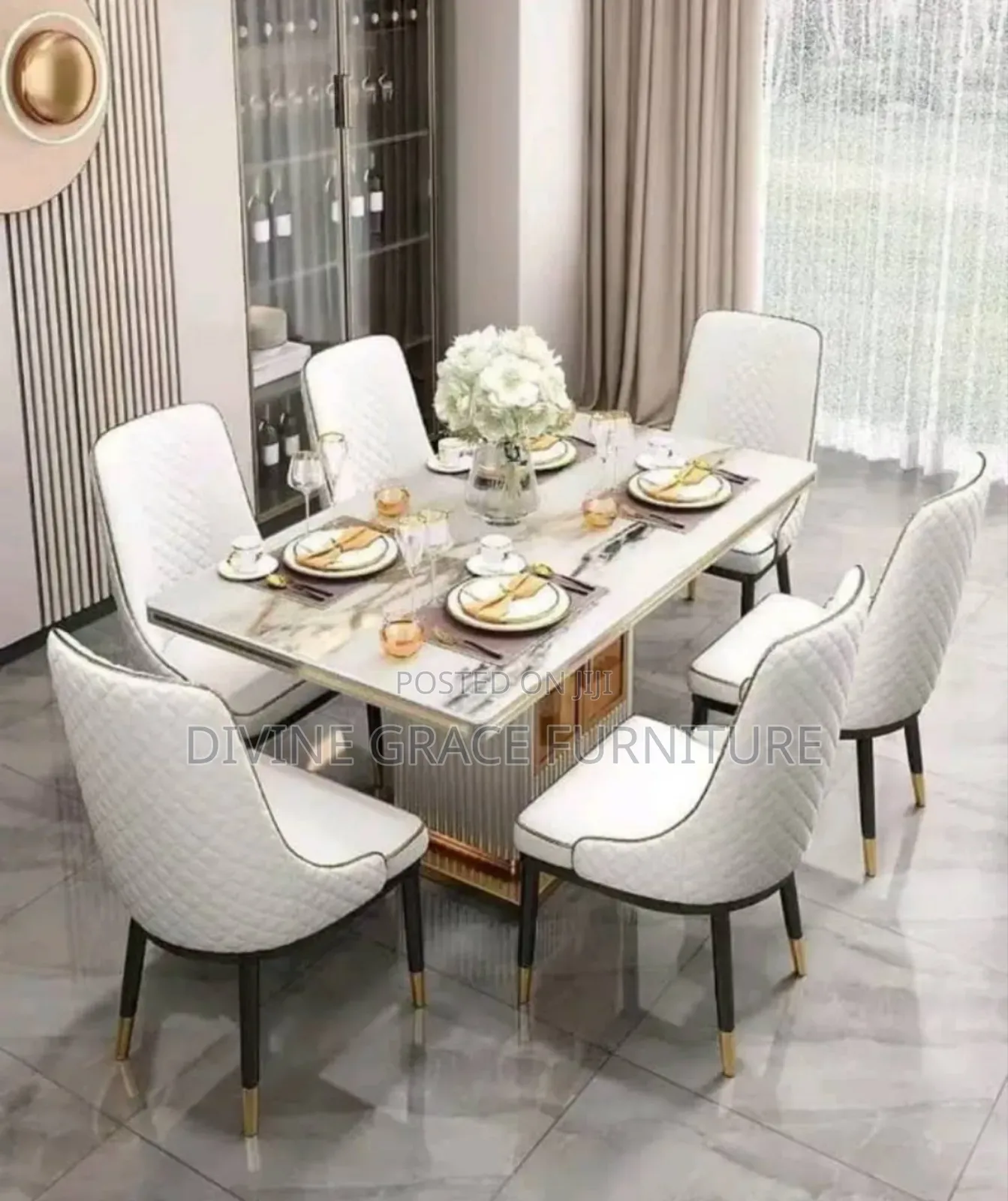 Luxury Dinning Table And Chairs