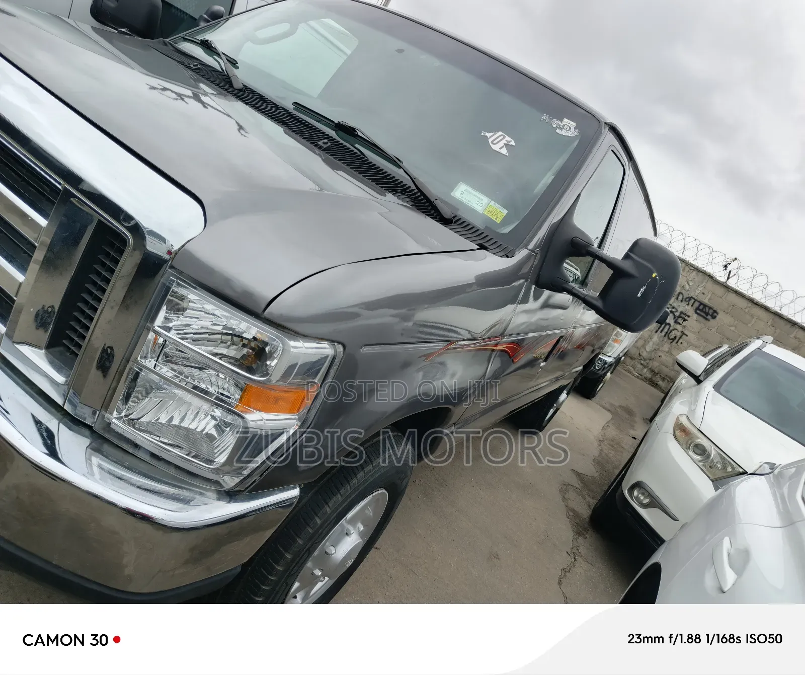Ford E250 2009 Grey
