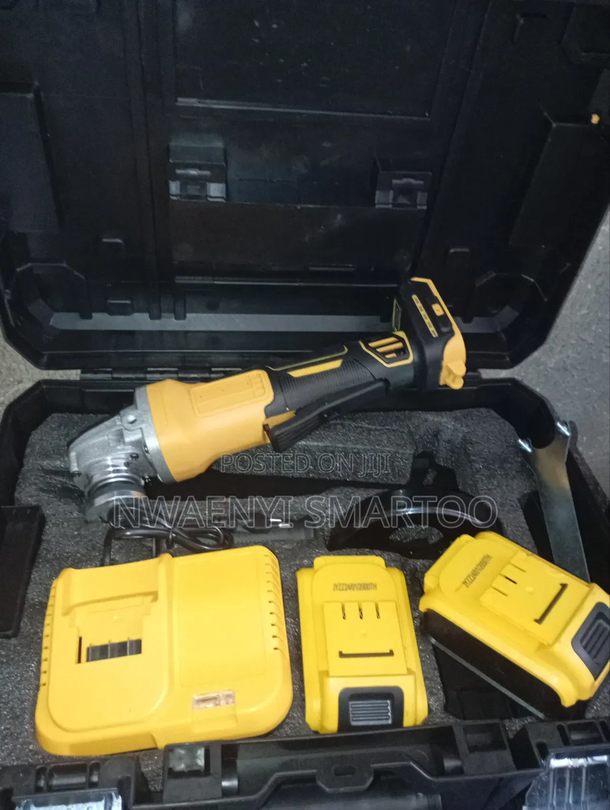 Dewalt Cordless Grinding Machine