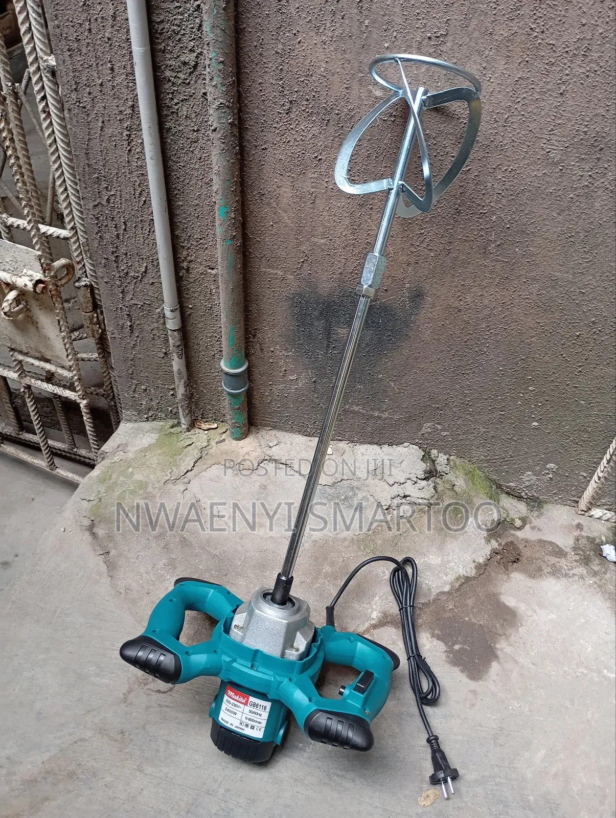 Makita Hand Mixer