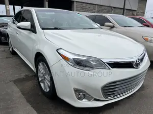 Toyota Avalon 2013 White