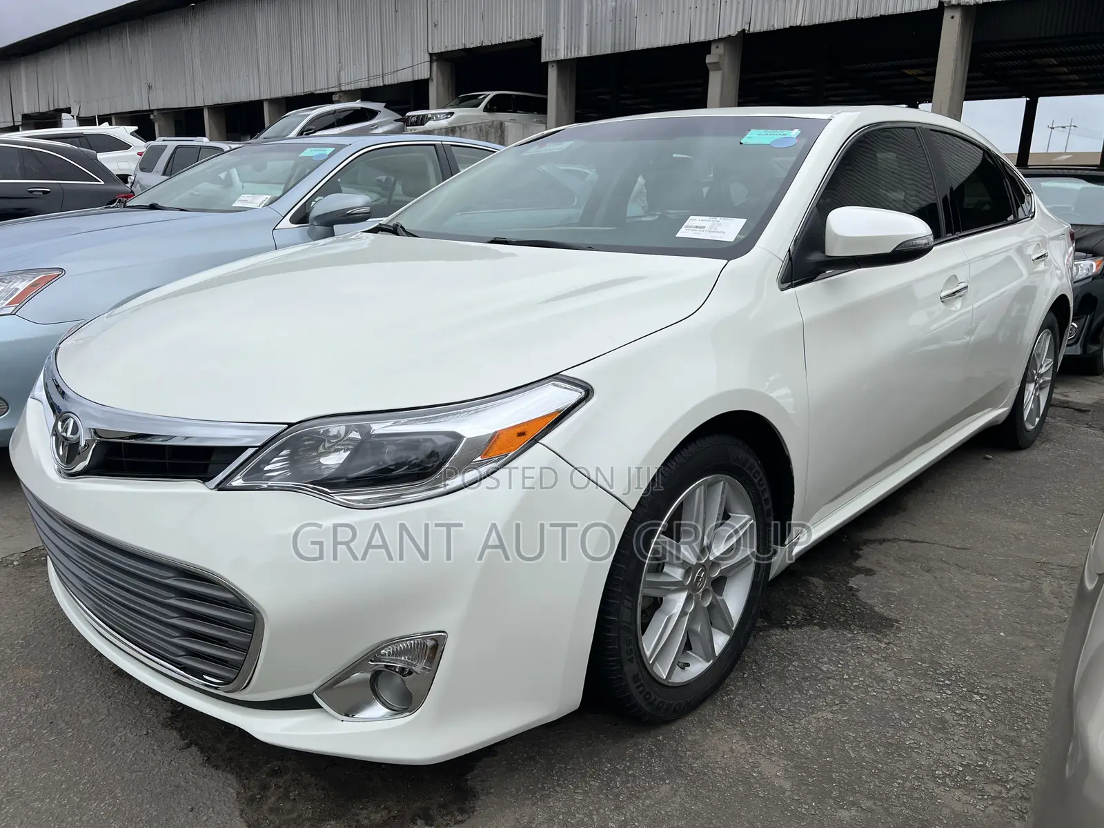 Toyota Avalon 2013 White