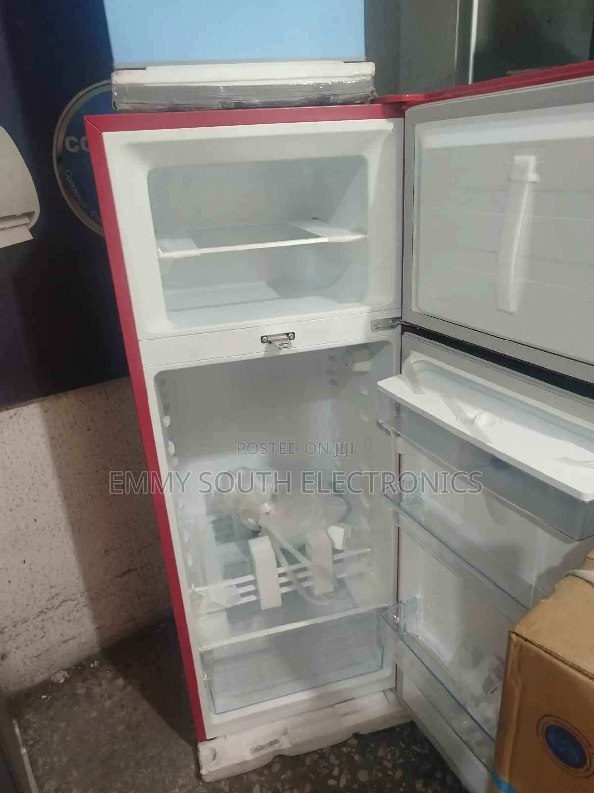 Hisense Water Dispenser Fridge 204L