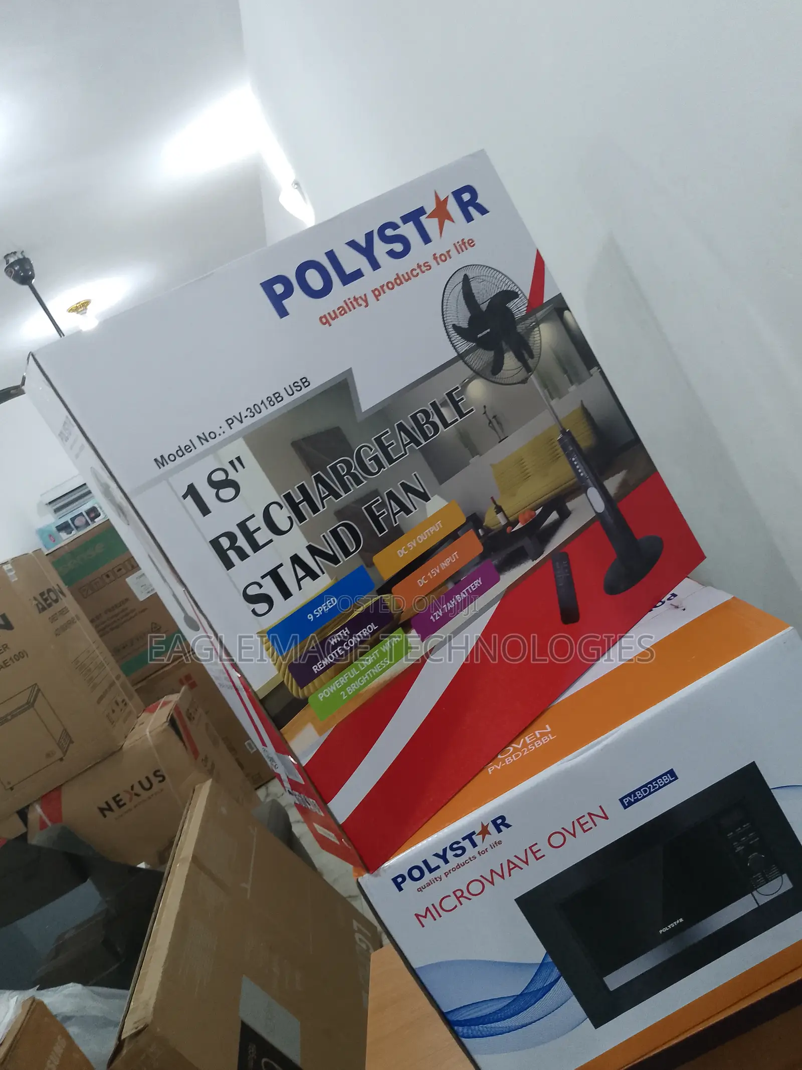 Unique Polystar 18'' Rechargeable Standing Fan