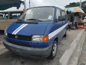 Volkswagen Transporter 2005 Blue