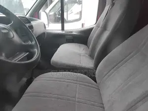Ford Transit 2005 Red