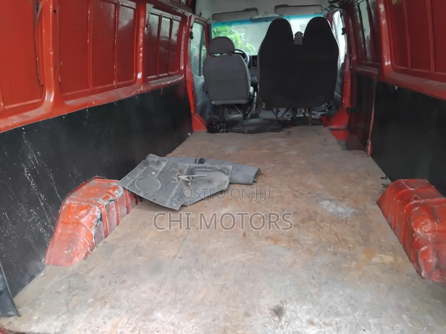 Ford Transit 2005 Red